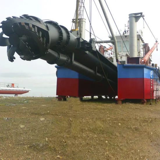 Equipamento de dragagem de sucção pesada para recuperação de areia marinha